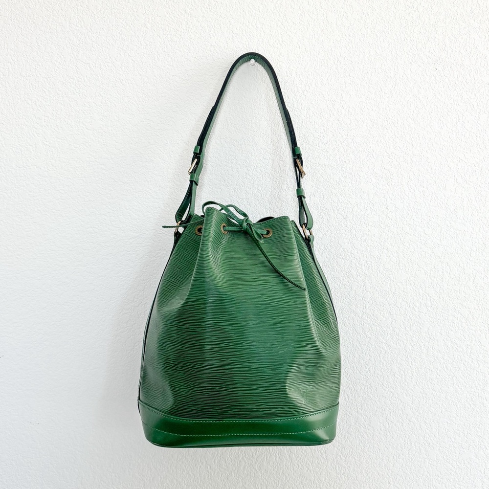 Louis Vuitton Green Epi Leather Noe GM